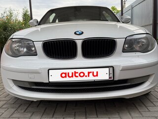 2011 BMW 1 серии 116i I (E81/E82/E87/E88) Рестайлинг, белый, 950000 рублей, вид 4