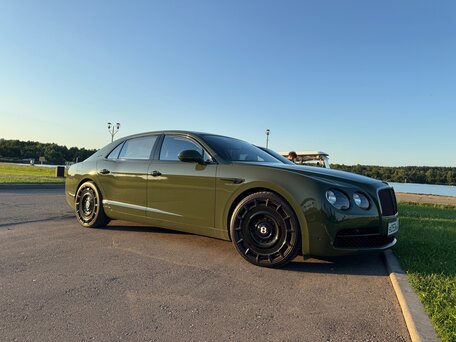 2013 Bentley Flying Spur II, коричневый, 10000000 рублей, вид 4