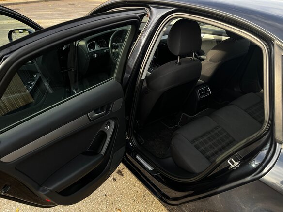 2013 Audi A4 IV (B8) Рестайлинг, чёрный, 1830000 рублей - вид 5