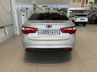 2012 Kia Rio III, серебристый, 886000 рублей, вид 5