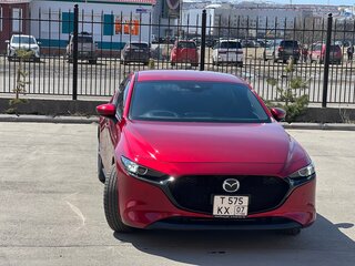 2019 Mazda 3 IV (BP), красный, 2000000 рублей, вид 1