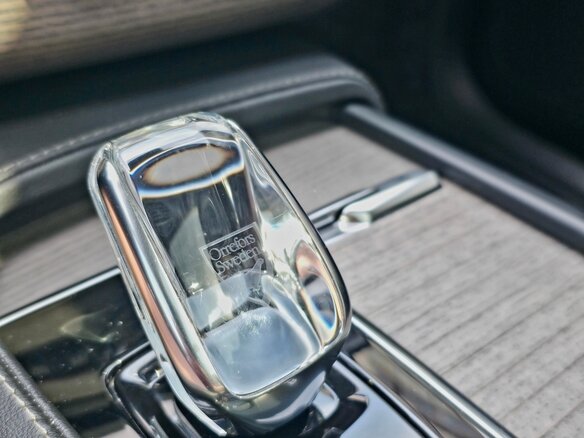 2022 Volvo XC90 B5 II Рестайлинг 1, чёрный, 6200000 рублей - вид 12