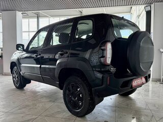 2024 Lada (ВАЗ) Niva Travel I, зелёный, 929000 рублей, вид 3