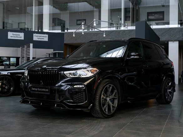 2019 BMW X5 40i IV (G05/G18), чёрный, 7090000 рублей