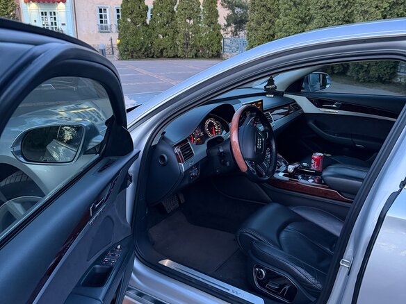 2011 Audi A8 Long III (D4), серебристый, 1850000 рублей - вид 7