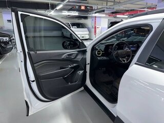 2025 Chevrolet Trax II, белый, 2050099 рублей, вид 5