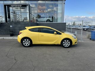 2014 Opel Astra GTC J Рестайлинг, жёлтый, 900000 рублей, вид 4