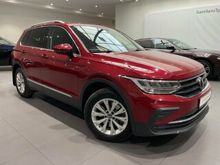 2020 Volkswagen Tiguan II Рестайлинг, красный, 2998000 рублей, вид 3