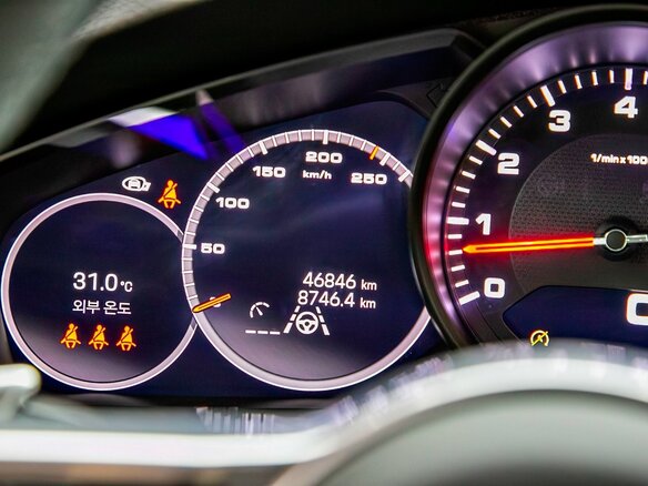 2023 Porsche Cayenne Coupé III, белый, 10700000 рублей - вид 8