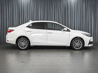 2018 Toyota Corolla XI (E160, E170, E180) Рестайлинг 1, белый, 1560000 рублей, вид 5