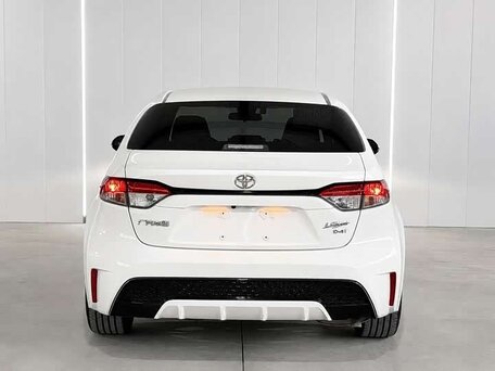 2023 Toyota Levin XII (E210) Рестайлинг, белый, 1570000 рублей, вид 4