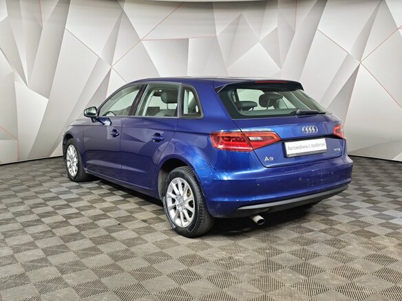 2015 Audi A3 III (8V), синий, 1219000 рублей - вид 3
