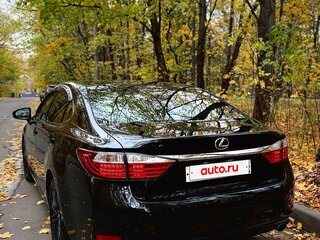 2014 Lexus ES 350 VI, чёрный, 2580000 рублей, вид 3