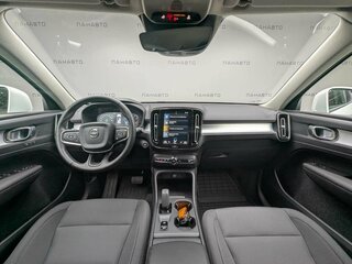 2021 Volvo XC40 I, белый, 3549000 рублей, вид 5