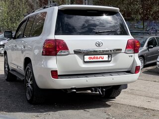 2012 Toyota Land Cruiser 200 Series Рестайлинг 1, белый, 3859777 рублей, вид 4