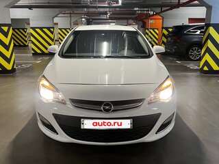 2012 Opel Astra J Рестайлинг, белый, 800000 рублей, вид 2