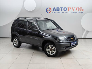 2018 Chevrolet Niva I Рестайлинг, чёрный, 499000 рублей, вид 1