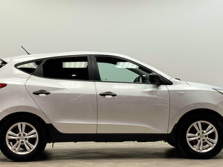 2013 Hyundai ix35 I, серебристый, 799500 рублей, вид 5