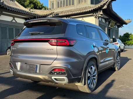 2023 Chery Tiggo 8 I Рестайлинг, серый, 1650000 рублей, вид 4