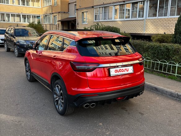 2022 Geely Coolray I, красный, 1400000 рублей - вид 5