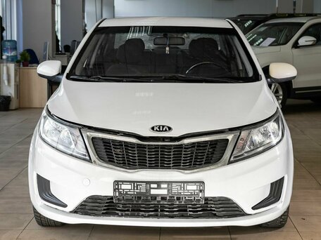 2014 Kia Rio III, белый, 850000 рублей, вид 2