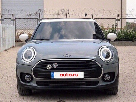 2023 Mini Clubman Cooper II Рестайлинг, серый, 2370000 рублей, вид 2