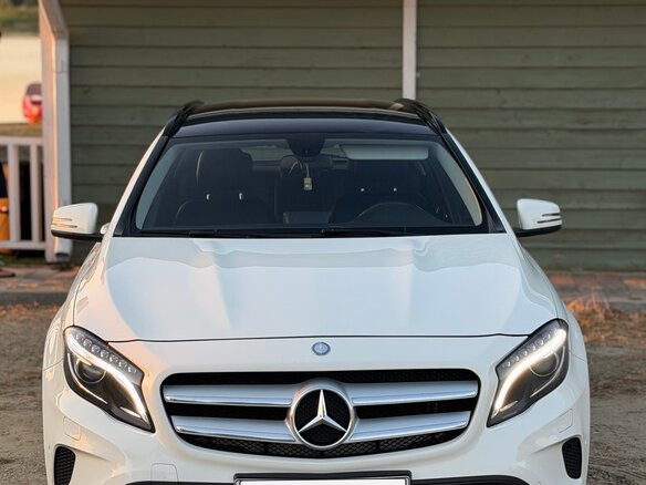 2015 Mercedes-Benz GLA 250 I (X156), белый, 1550000 рублей - вид 1
