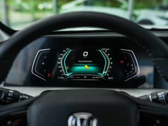 2026 Changan Hunter Plus, серебристый - вид 15