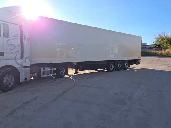 2010 Schmitz Cargobull SKO, белый, 2780000 рублей - вид 23
