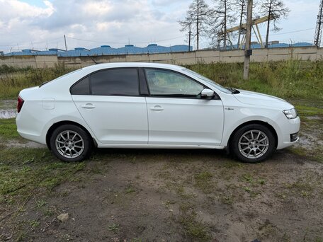 2019 Skoda Rapid I Рестайлинг, белый, 1070000 рублей, вид 5