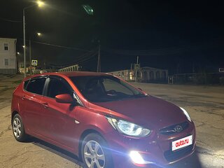 2012 Hyundai Solaris I, красный, 900000 рублей, вид 2
