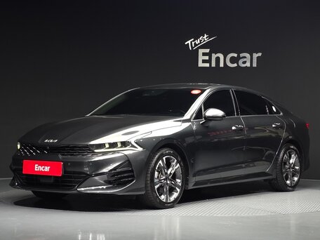 2023 Kia K5 III, серый, 1840000 рублей, вид 1