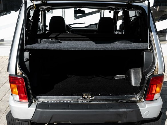 2018 Lada (ВАЗ) 2121 (4x4) Urban I Рестайлинг, серебристый, 630000 рублей - вид 15