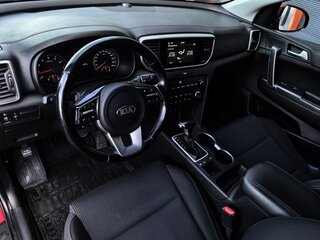 2018 Kia Sportage IV Рестайлинг, красный, 1949000 рублей, вид 5