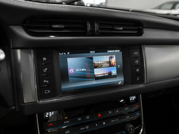2016 Jaguar XF II, чёрный - вид 15
