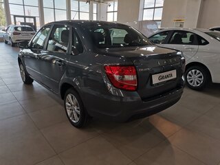 2026 Lada (ВАЗ) Granta I Рестайлинг, серебристый, 1208000 рублей, вид 2