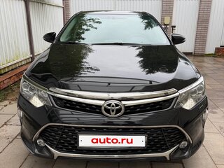 2018 Toyota Camry VII (XV50) Рестайлинг 2, чёрный, 2850000 рублей, вид 2