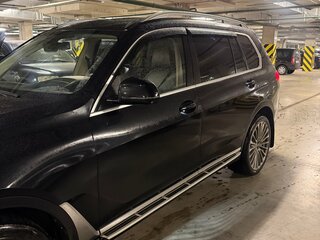 2020 BMW X7 30d I (G07), чёрный, 6350000 рублей, вид 4