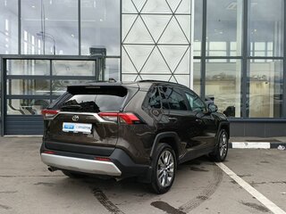 2021 Toyota RAV4 V (XA50), коричневый, 3219000 рублей, вид 5