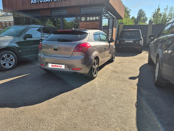 2008 Kia Ceed I, бежевый - вид 3