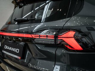 2026 Geely Okavango I Рестайлинг, серый, 4025990 рублей, вид 5