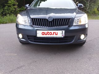 2011 Skoda Octavia II (A5) Рестайлинг, серый, 895000 рублей, вид 3