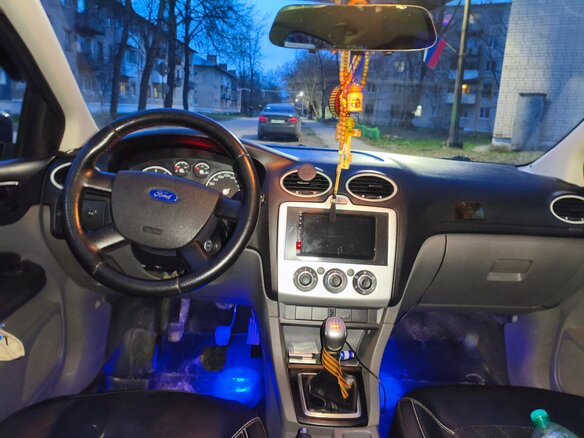 2010 Ford Focus II Рестайлинг, синий, 415000 рублей - вид 6