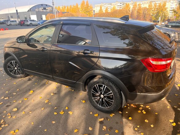 2018 Lada (ВАЗ) Vesta SW Cross I, чёрный, 990000 рублей - вид 7