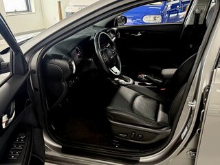 2023 Kia K3 II Рестайлинг, серый, 1815000 рублей, вид 5