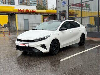 2022 Kia Cerato IV Рестайлинг, белый, 2250000 рублей, вид 4