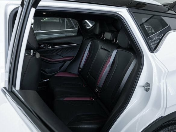 2026 Geely Coolray I Рестайлинг 2, белый, 2964900 рублей - вид 26