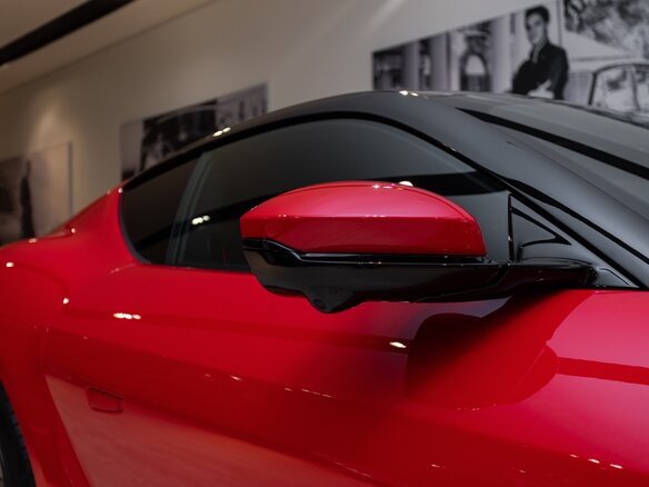 2025 Ferrari 12Cilindri, красный - вид 12