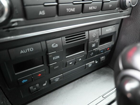 2006 Audi A4 III (B7), серебристый, 849900 рублей - вид 12