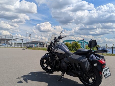 2019 Kawasaki EN650 Vulcan S, фиолетовый, 789000 рублей, вид 2